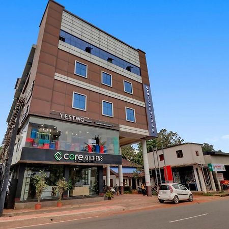 Oyo Townhouse 1070 Ramis Plaza Hotel Tullipurmbu Buitenkant foto